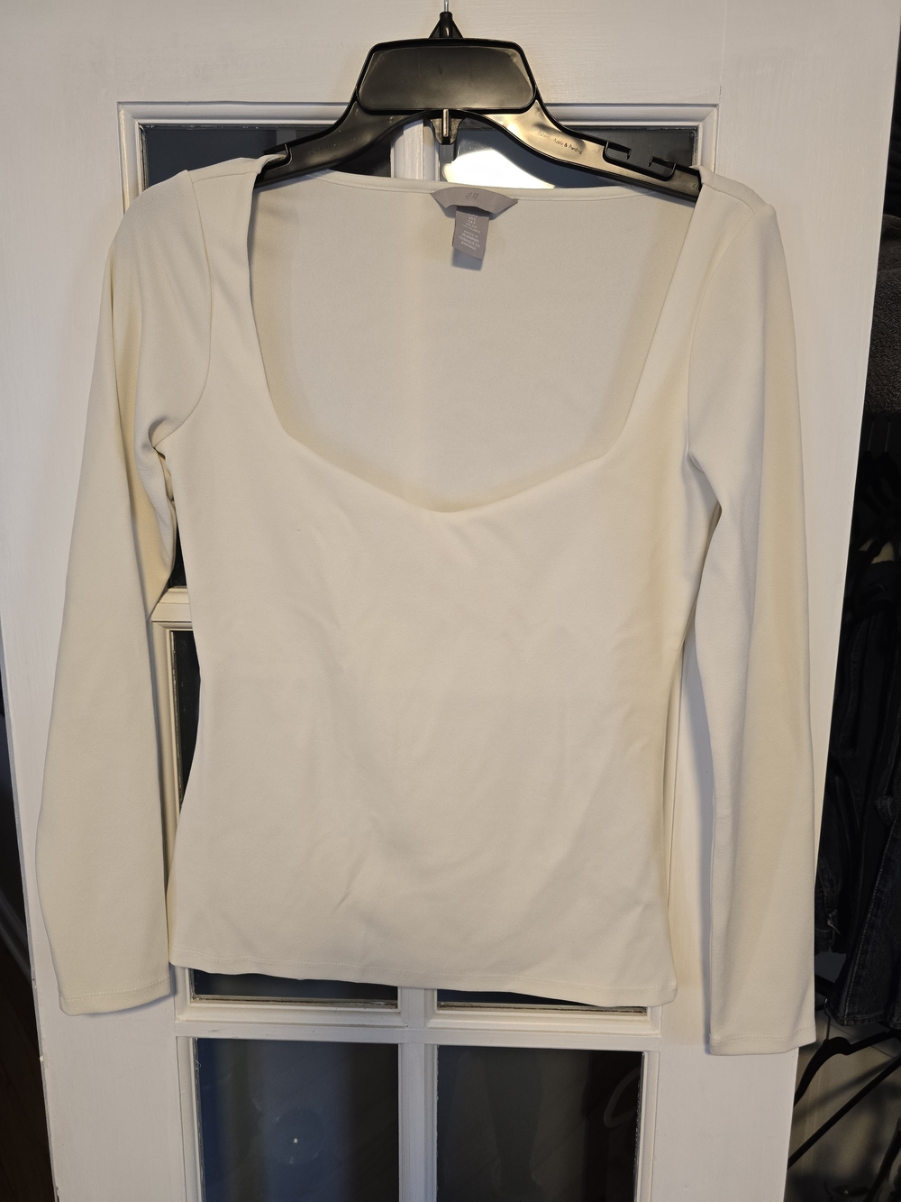 H&M Cream Long Sleeve Scoop Neck Blouse